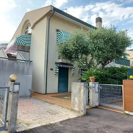 App4rent - Equilio - Pet Friendly - Giardino Esclusivo Apartment *
